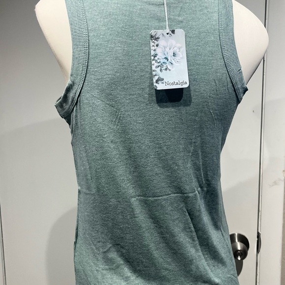 Women's Green Sleeveless Top - Picture 8 of 10